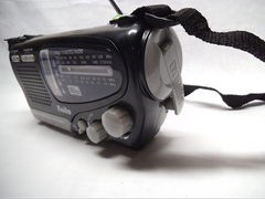 Kaito KA888 Explorer Hand Crank Radio